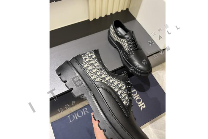 ��� ���� ����  MYB6957