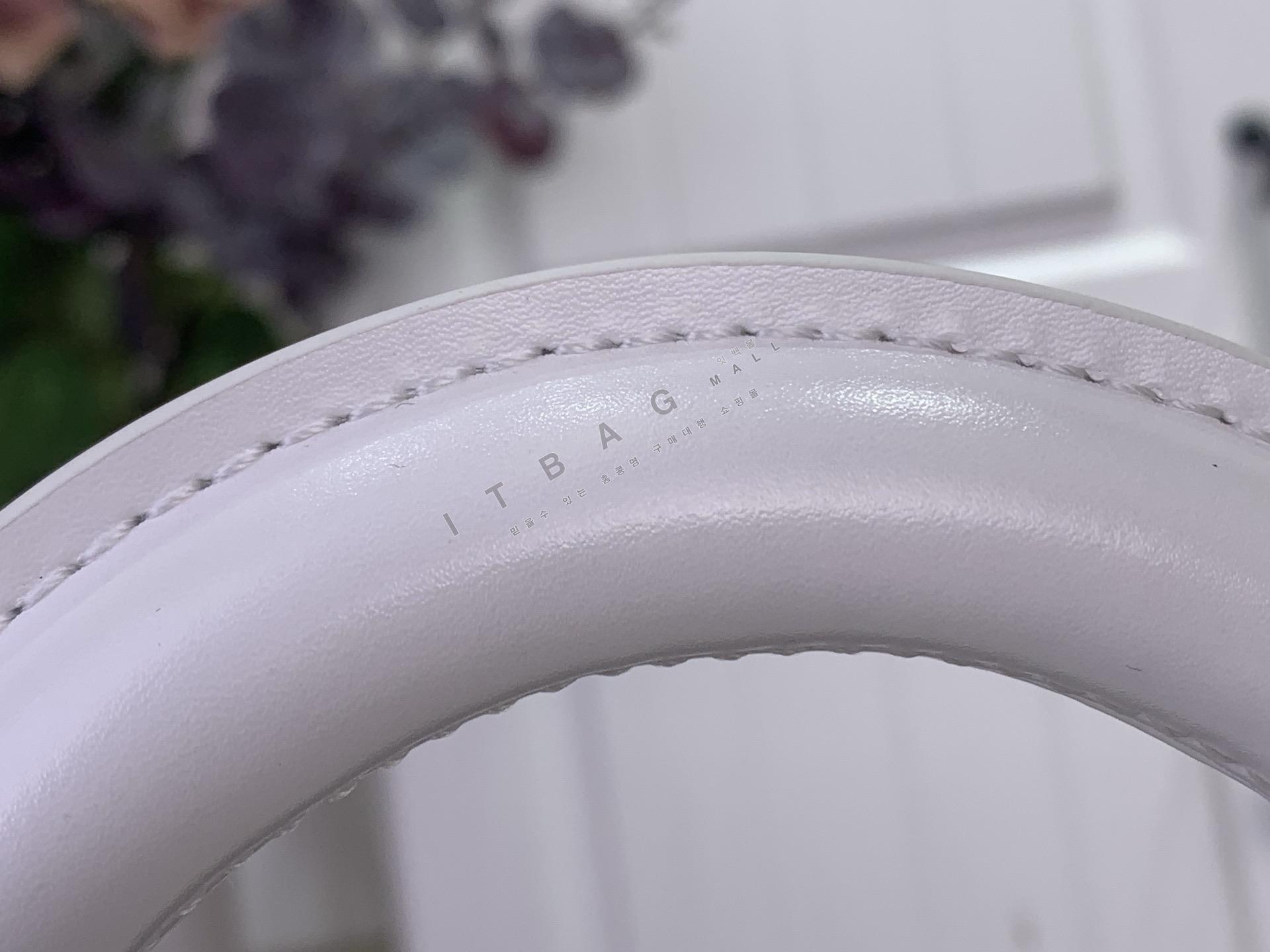 ���̺��� īǶ��  �̴�  �ڵ��  M27637    26/�Ż�
