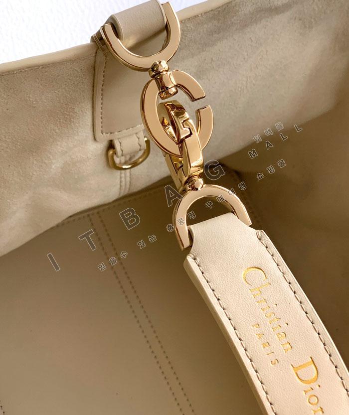 ��� ���ָ� �̵�� �ڵ��  23017M   26/�Ż�