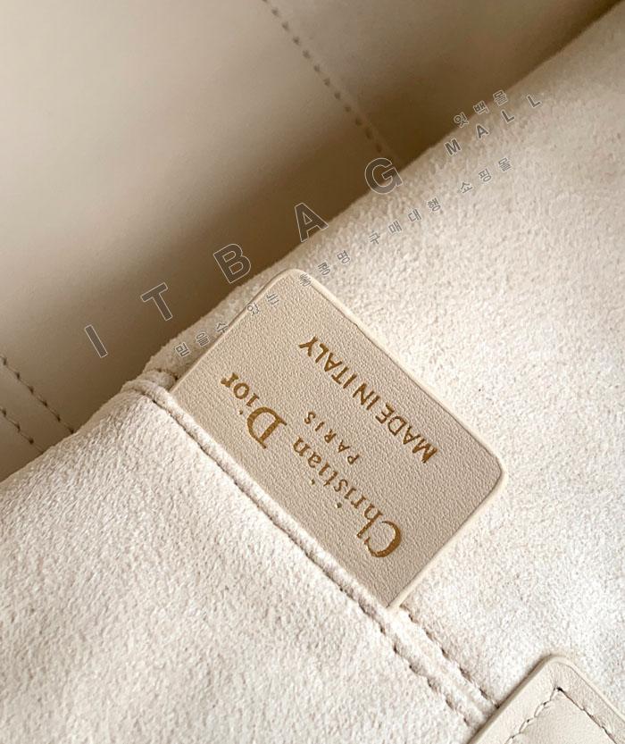 ��� ���ָ� �̵�� �ڵ��  23017M   26/�Ż�