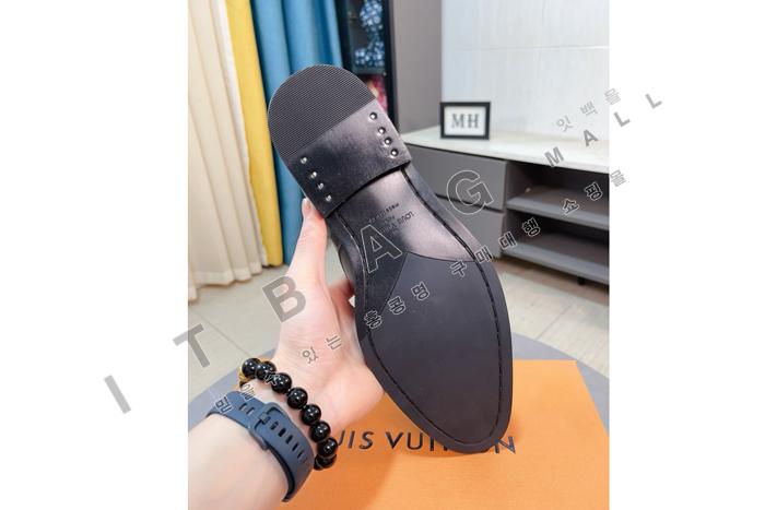 ���̺��� MYB4021