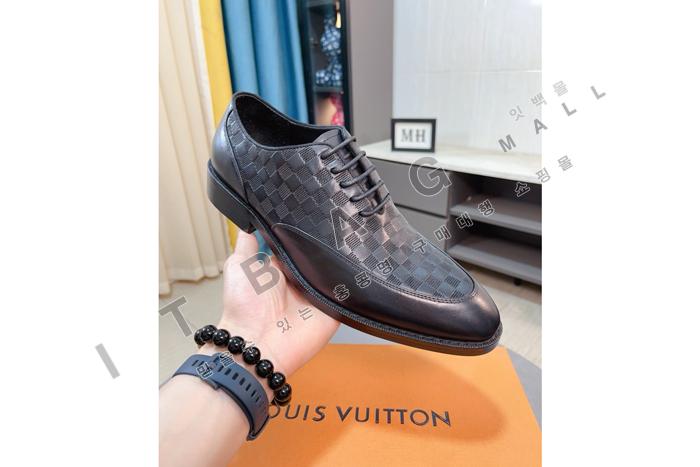 ���̺��� MYB4021