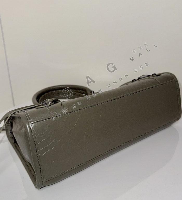 �߷��þư� ����  �� ��Ƽ��  GA2109-2   25/�Ż� 
