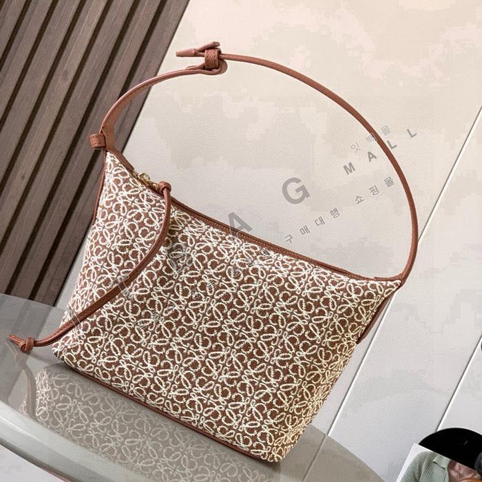 �ο��� ���� �Ƴ��׷� ť���   L6939-2