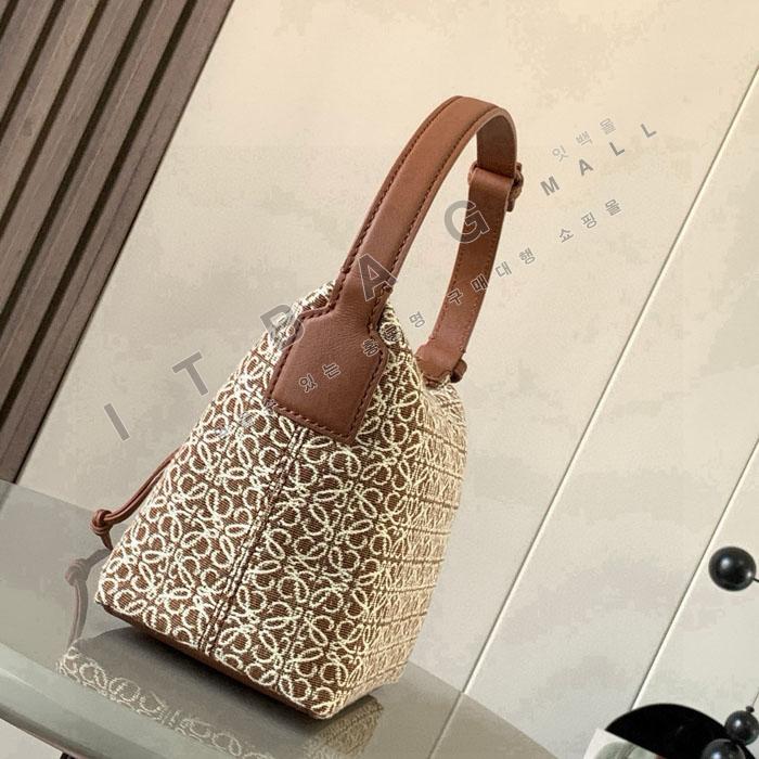 �ο��� ���� �Ƴ��׷� ť���   L6939-2