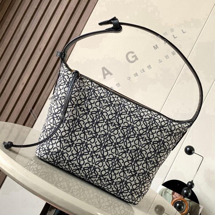 �ο��� ���� �Ƴ��׷� ť���   L6939-4