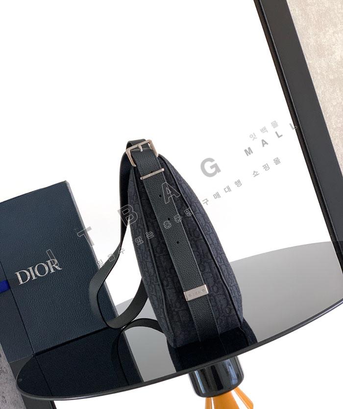 ��� �����̴� ���� ȣ����  DR1306   25/�Ż�  