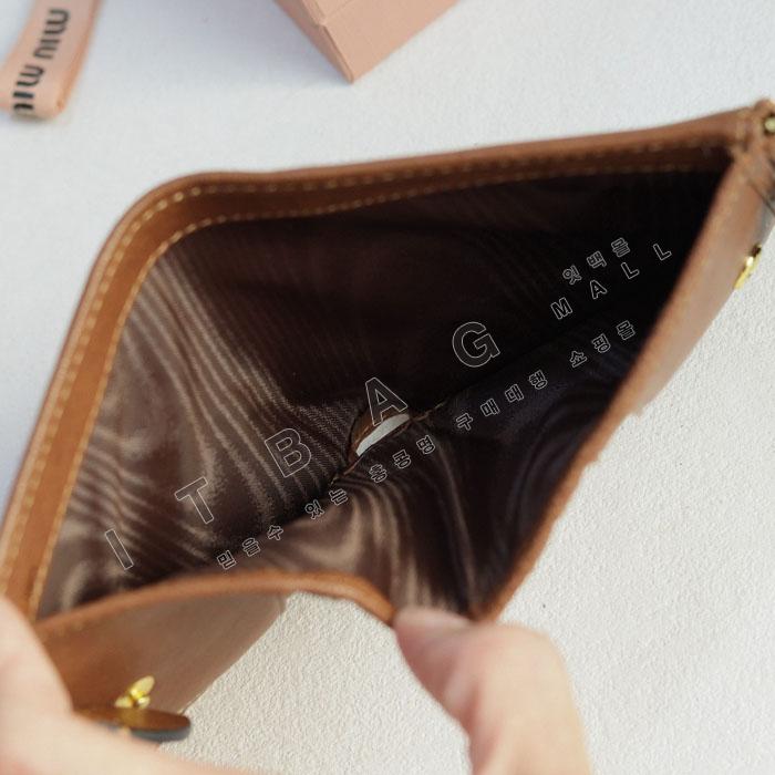 �̿�̿� ���� ���� ����  5MV017-3    25/�Ż�