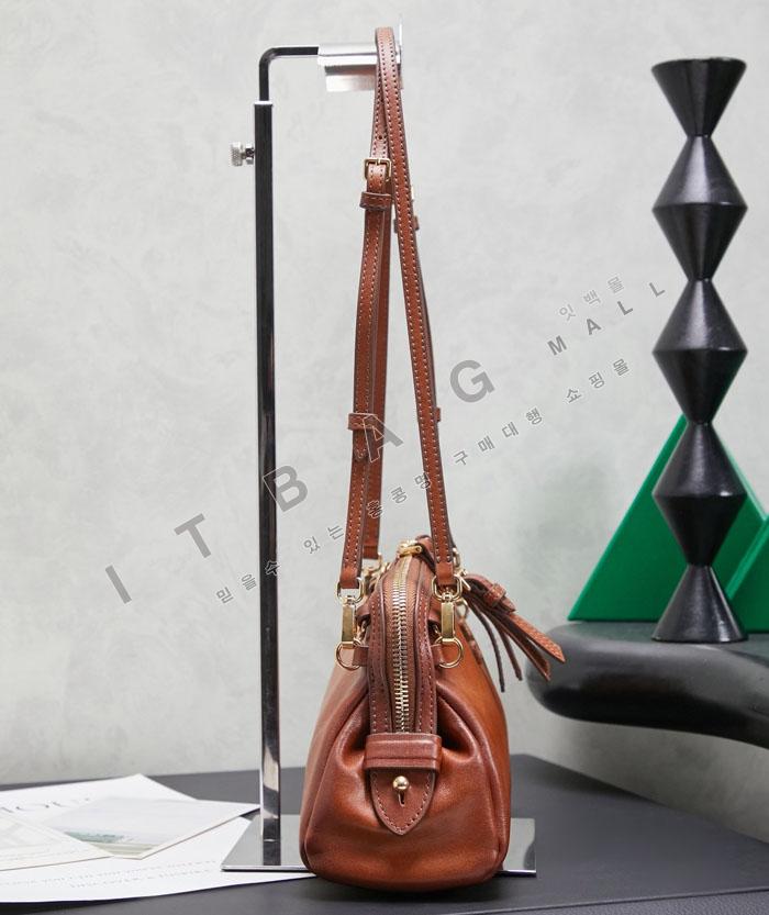 �̿�̿� ī������ ���� Ŭ��ġ ����� 5BF131-1    26/�Ż�