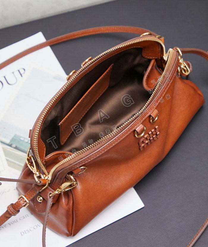 �̿�̿� ī������ ���� Ŭ��ġ ����� 5BF131-1    26/�Ż�
