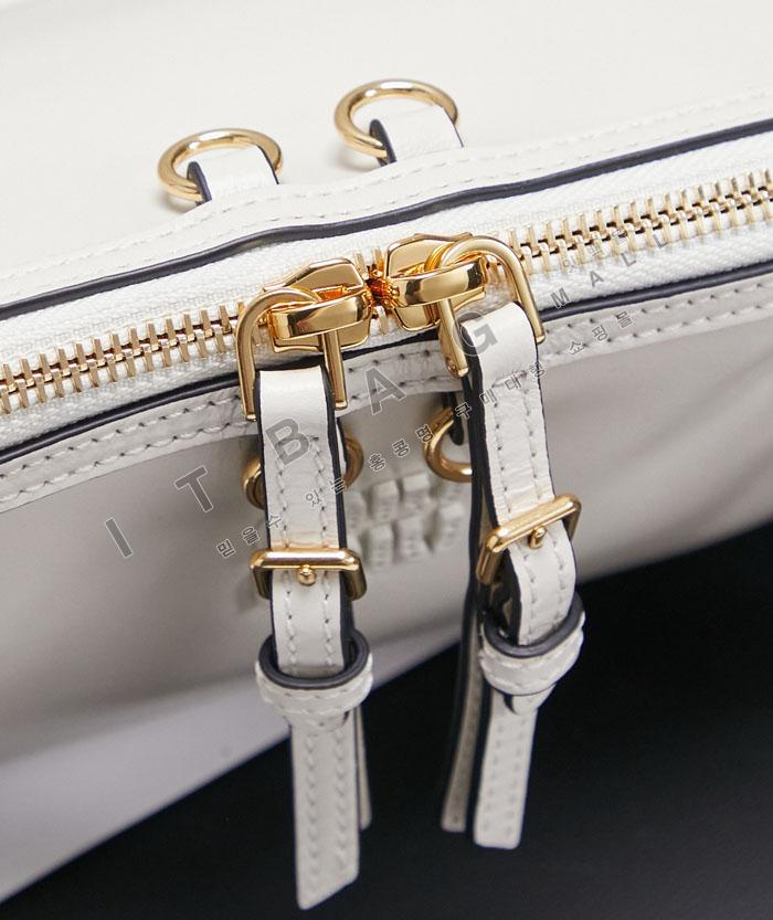 �̿�̿� ī������ ���� Ŭ��ġ ����� 5BF131-2    26/�Ż�