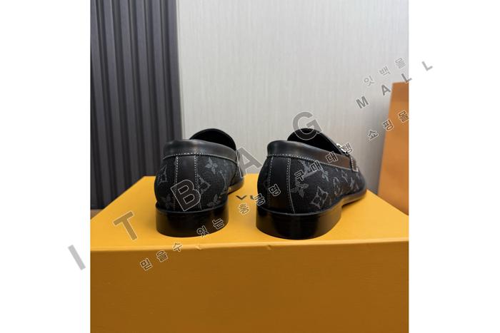 ���̺���  ���� ����  YF5243-1
