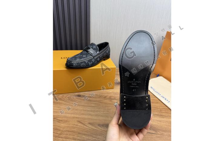���̺���  ���� ����  YF5244