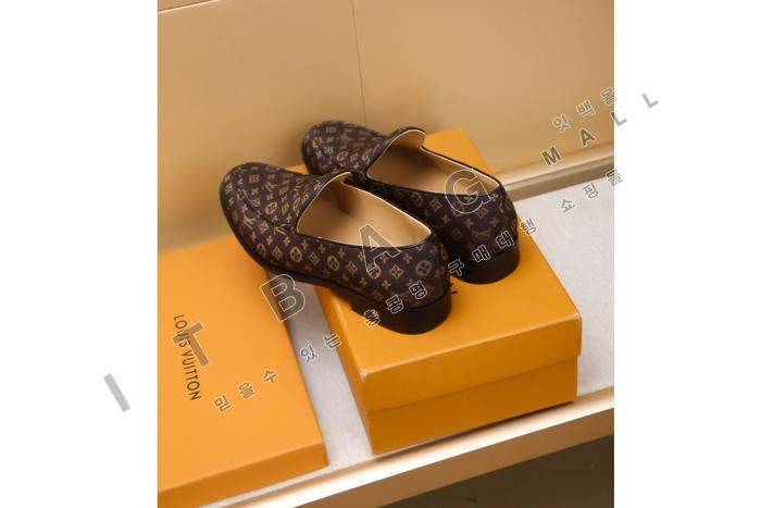 ���̺���   ����  ����  MYB5247