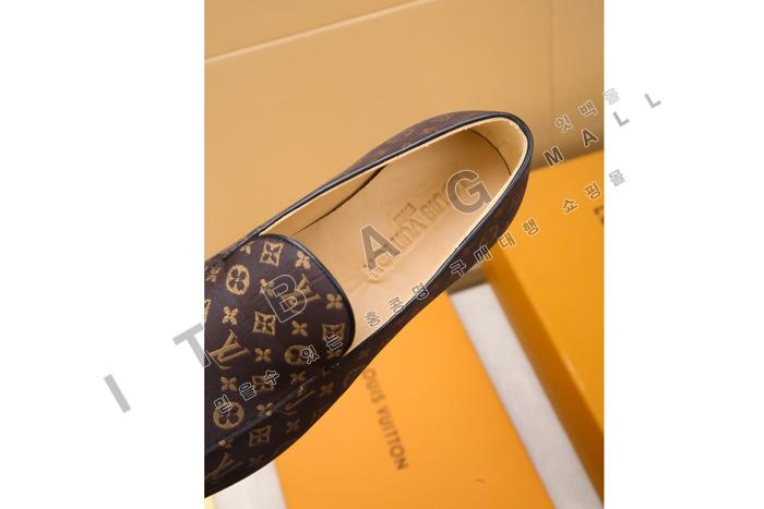 ���̺���   ����  ����  MYB5247