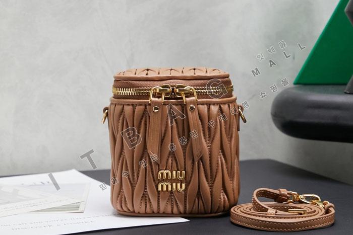 �̿�̿� ���׶�� �̴� ���� ���� ����ũ�ι�   5NR018-2   25/�Ż�