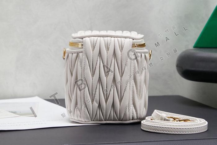 �̿�̿� ���׶�� �̴� ���� ���� ����ũ�ι�   5NR018-3   25/�Ż�