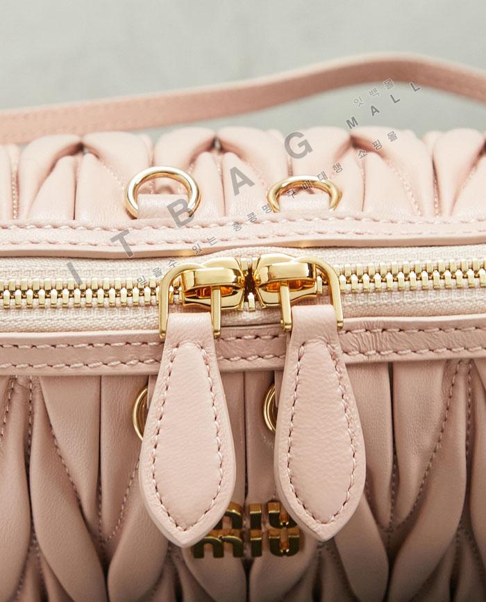 �̿�̿� ���׶�� Ŭ��ġ �����    5BF130-2   26/�Ż�