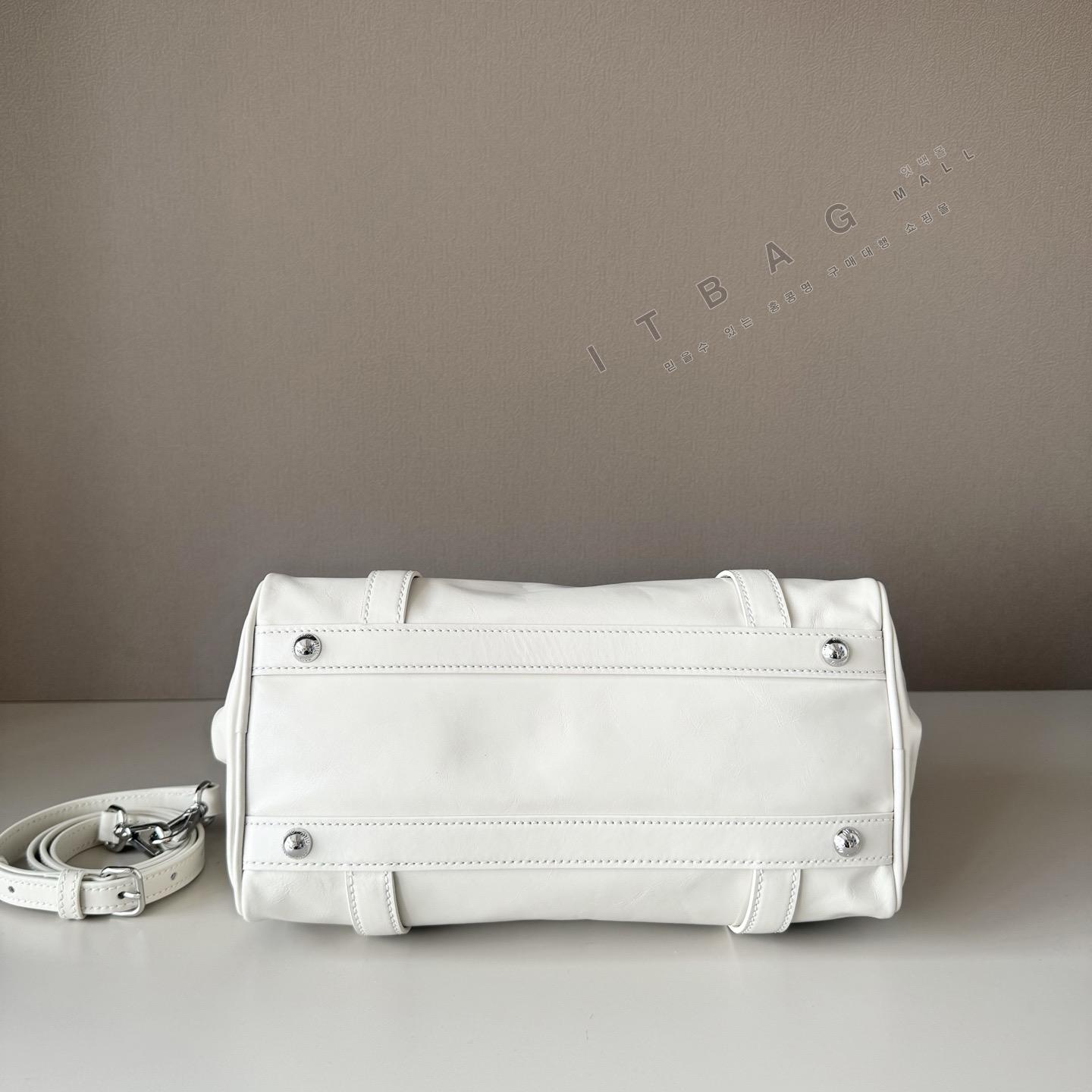 �̿�̿� �̵�� ���� ž �ڵ��  5BA327-3   26/�Ż�