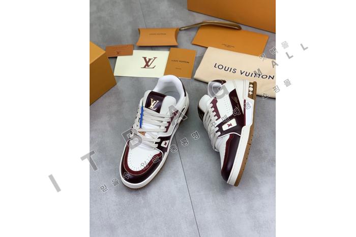 ���̺��� ���� Ʈ���̳� ����Ŀ�� YF6105-3 ��