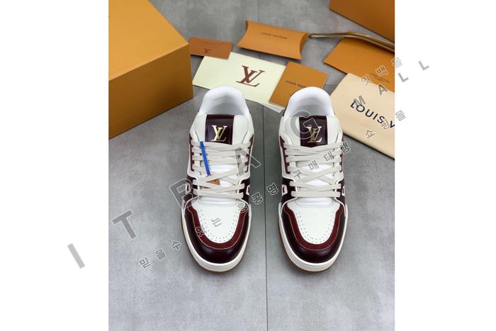 ���̺��� ���� Ʈ���̳� ����Ŀ�� YF6105-3 ��