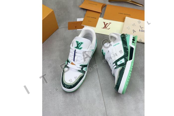 ���̺��� ���� Ʈ���̳� ����Ŀ�� YF2492-1 ��