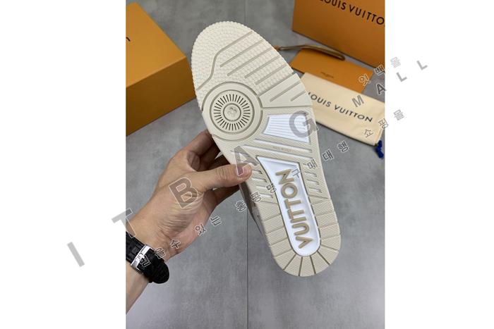 ���̺��� ���� Ʈ���̳� ����Ŀ��  YF2492-2 ��