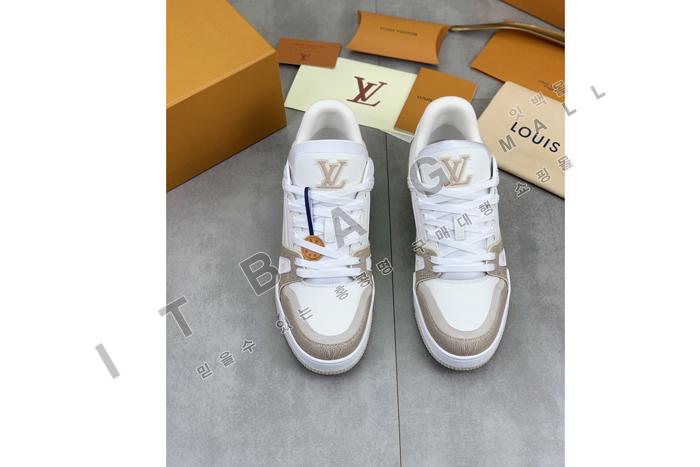 ���̺��� ���� Ʈ���̳� ����Ŀ��  YF2492-2 ��