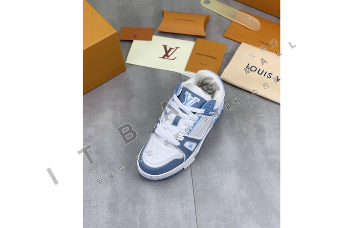 ���̺���  Ʈ���̳� ����Ŀ��YF2491-8 �� �������� 
