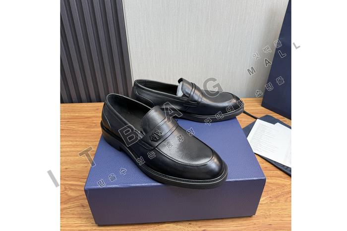 ���  ���� ����  YF6326