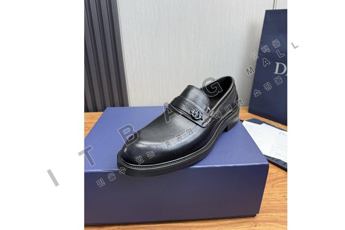 ���  ���� ����  YF6326