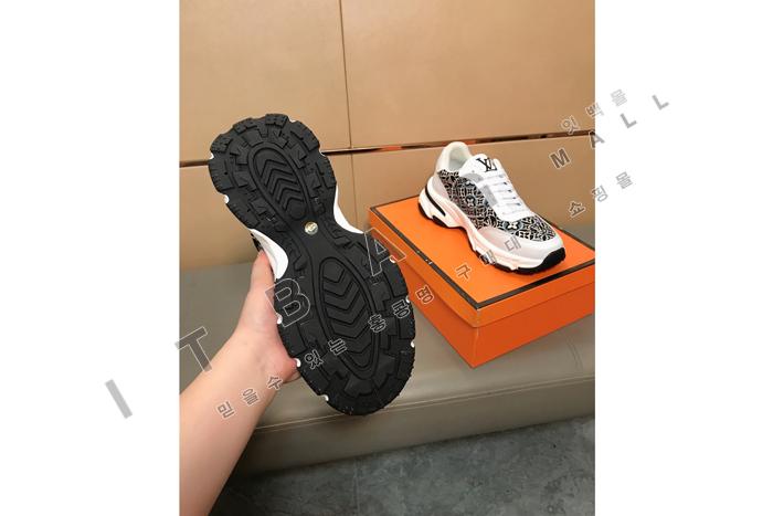 ���̺���  ����  ����Ŀ��  MYB9643-1