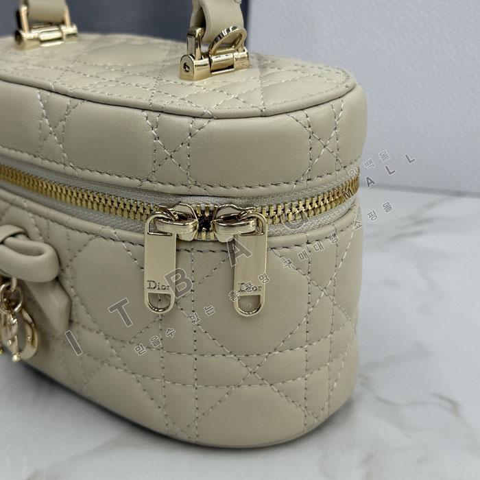 ��� �̴� ����Ƽ ��  DR1309-3   26/�Ż�  
