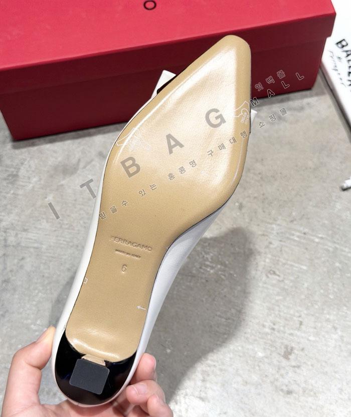 �䷹���� �� �ٶ� �÷���Ʈ ������ YIBU3183   26/�Ż�   4CM 