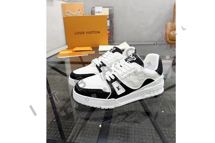 ���̺��� ���� Ʈ���̳� ����Ŀ��  YF4045 ��