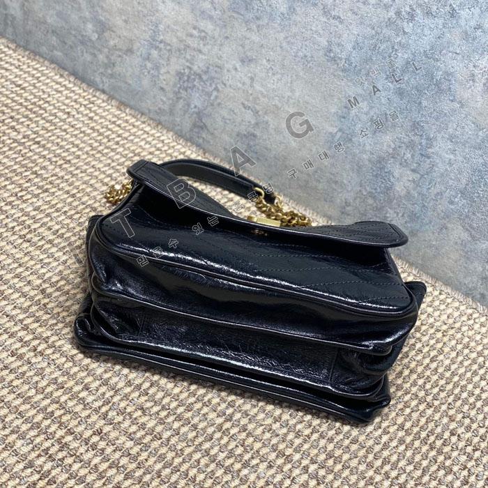 �Ի��ζ� ��Ű tripouch  ����� 812943  26/�Ż�  