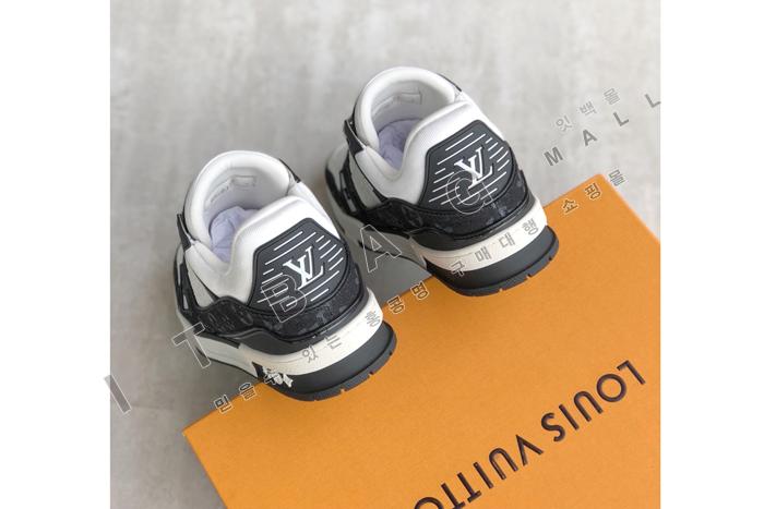 ���̺��� ���� Ʈ���̳� ����Ŀ��  YF9711-1 ��