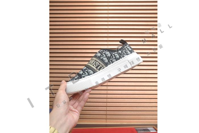 ���  ���� ����Ŀ��  MYB9720-1