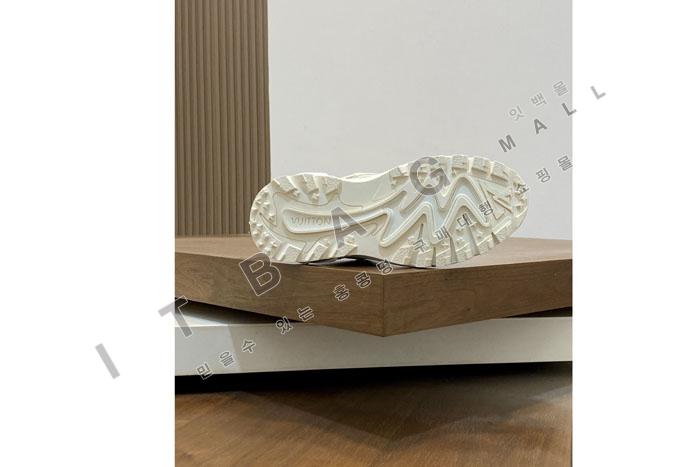 ���̺��� ���� ��ƽ ���� ����Ŀ��  YF3126-1  ��