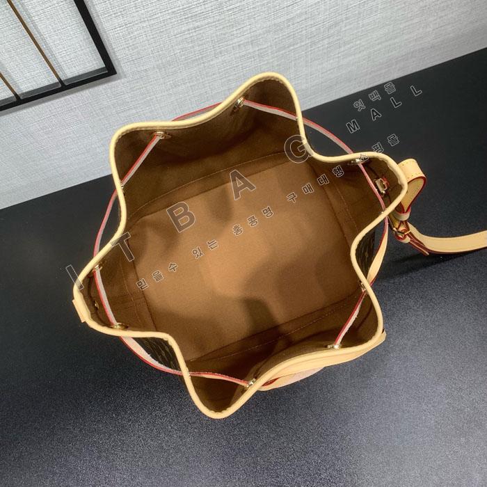 ���̺��� �ڶ�� �뿡 ��Ŷ��  M46984   25/�Ż�