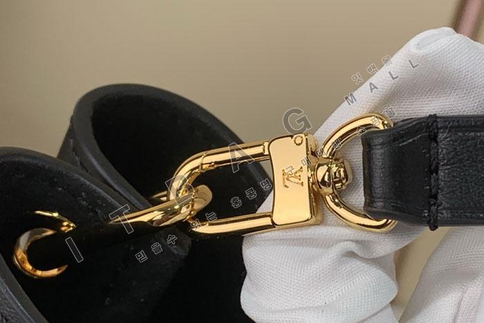 ���̺��� ���� �̴� ȣ����  M27260   26/�Ż� 