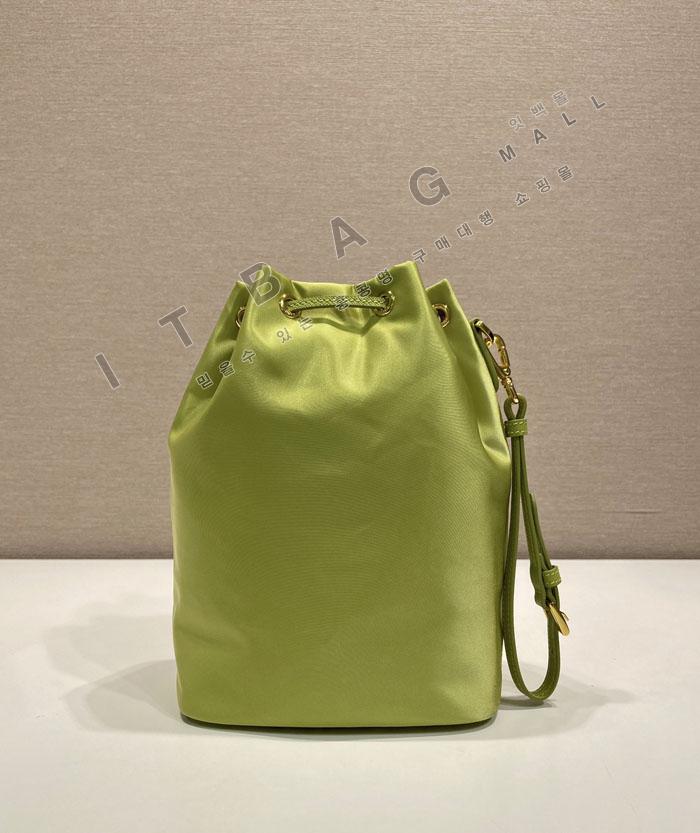 �����  �����Ϸ� ��Ʈ�� ��Ŷ�� �Ŀ�ġ 1N369-2   26/�Ż� 