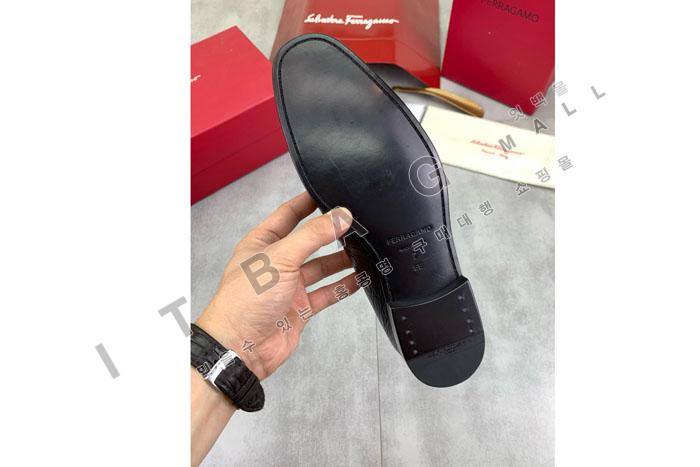 �䷹����  ���� ����  YF2143 ��