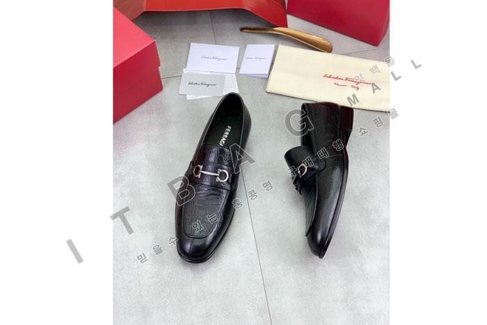 �䷹����  ���� ����  YF2143 ��