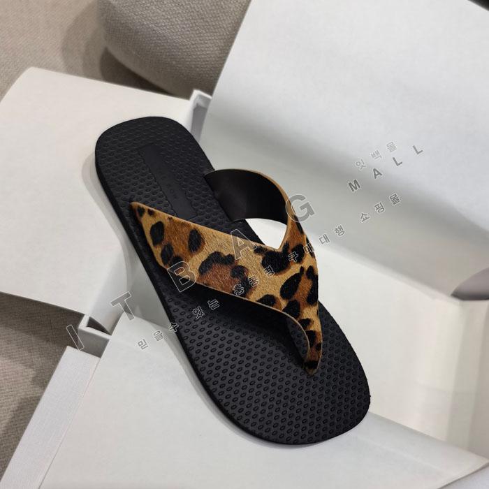 �� �ο� ���� �ɸ� ����   YIBU3225-1   26/�Ż� 