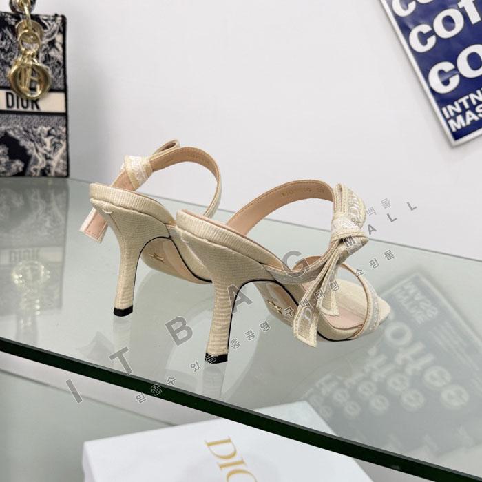 ��� �� ��Ʈ��  ����   YIBU3229-2   26/�Ż�   9.5CM