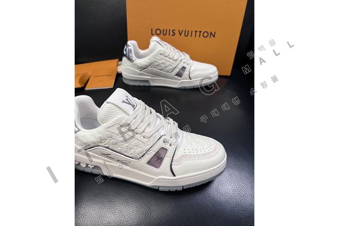 ���̺��� ���� Ʈ���̳� ����Ŀ��  YF3406-1 ��
