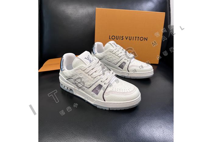 ���̺��� ���� Ʈ���̳� ����Ŀ��  YF3406-1 ��