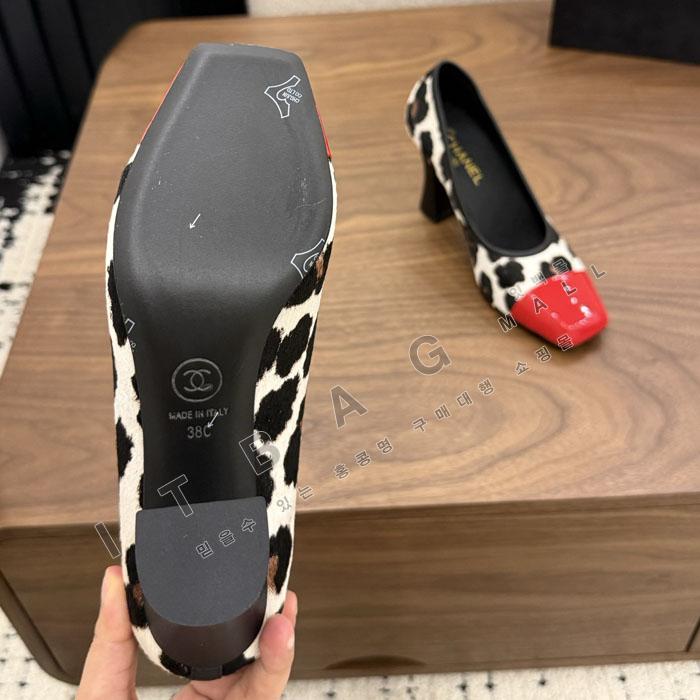 ���� ������  YIBU3244   26/�Ż�  8.5CM