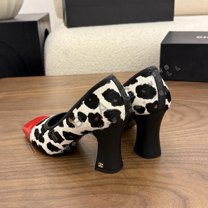 ���� ������  YIBU3244   26/�Ż�  8.5CM